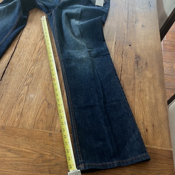 Blue LIZ CLAIBORNE Slim Bootcut Jeans size 10 - Picture 6 of 8